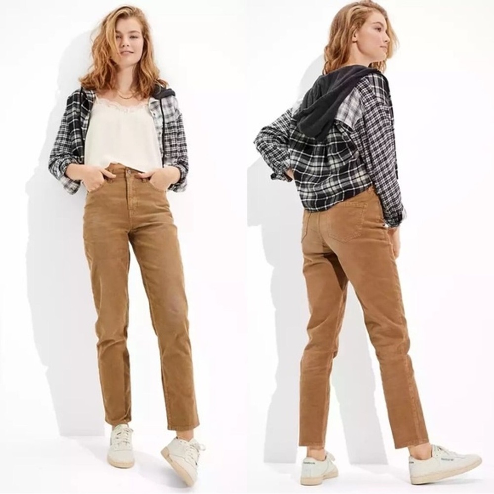 American Eagle Mom Straight Stretch corduroy pant